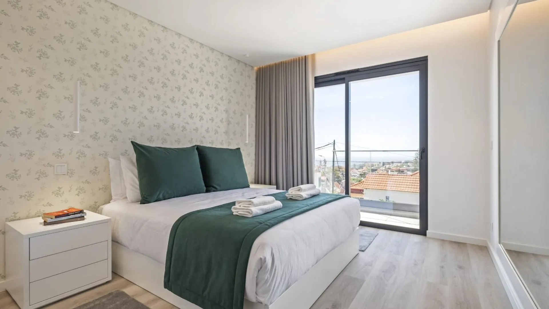 Contemporary Residence C By Madeira Sun Travel Funchal Portekiz