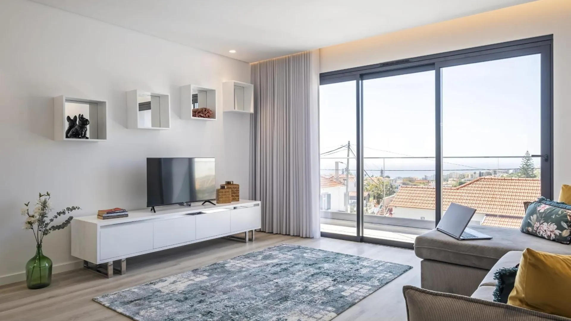 Contemporary Residence C By Madeira Sun Travel Funchal