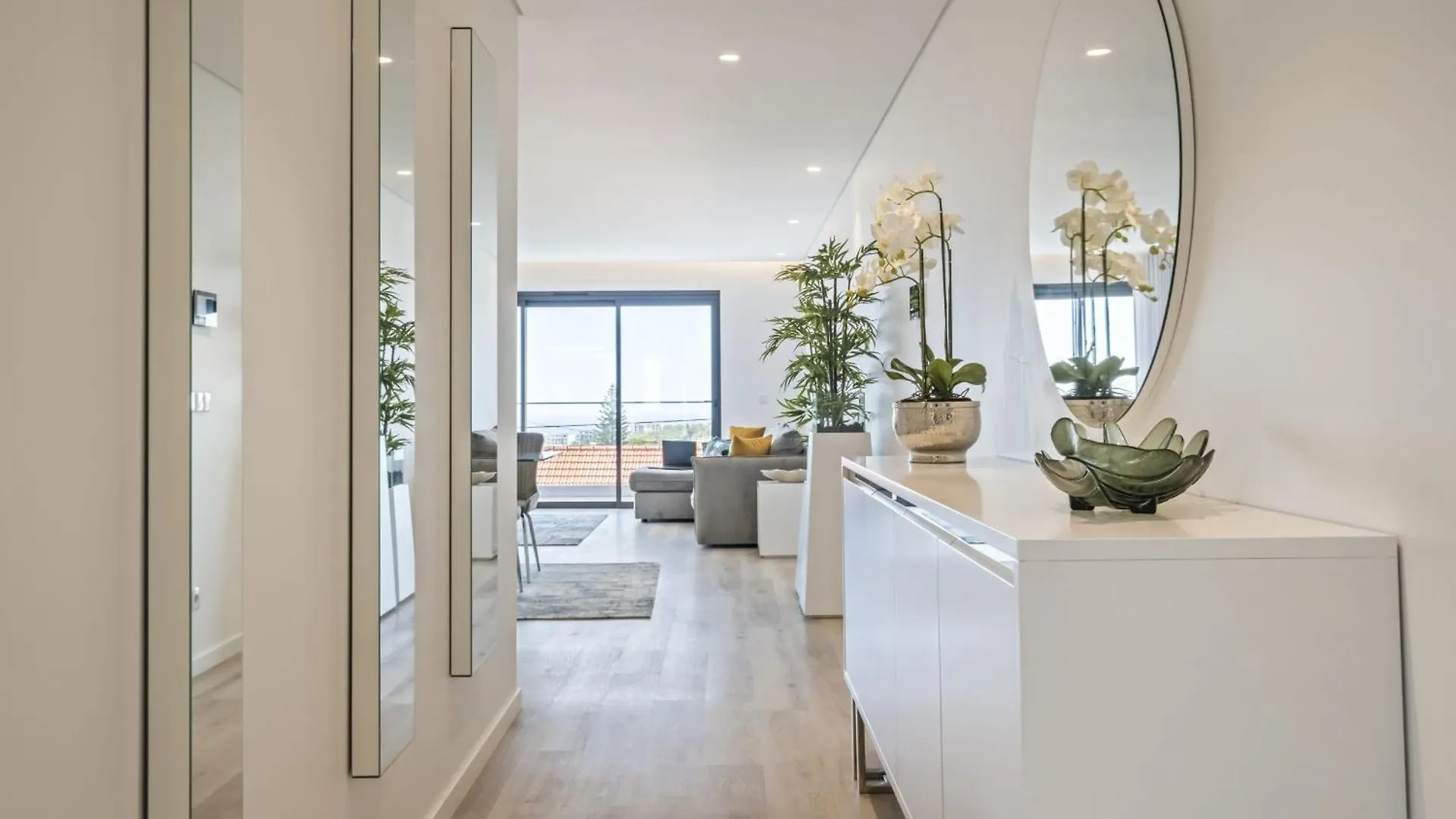 Contemporary Residence C By Madeira Sun Travel Funchal Portekiz